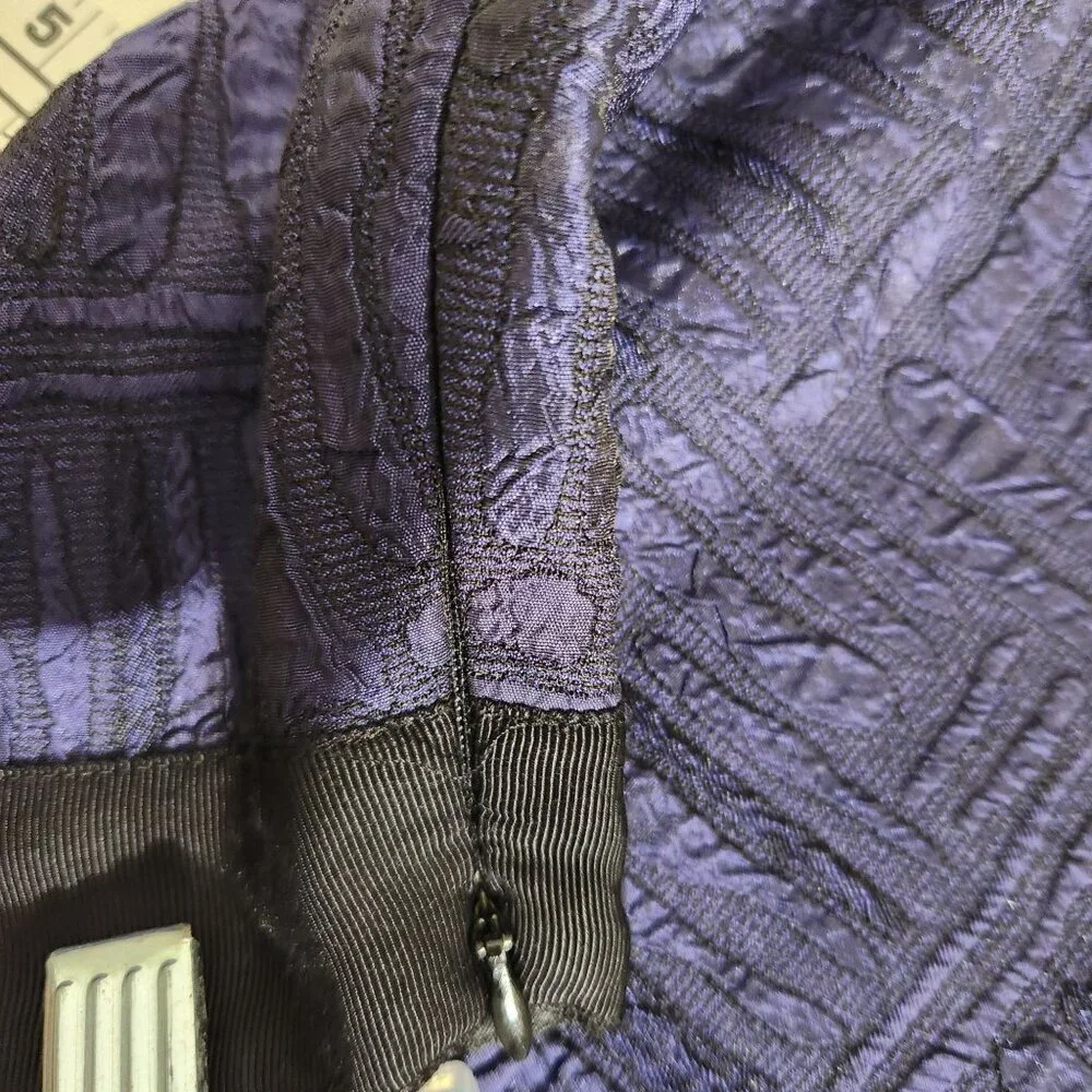 Banana Republic Skirt size 4 Purple Textured Geometric Jacquard